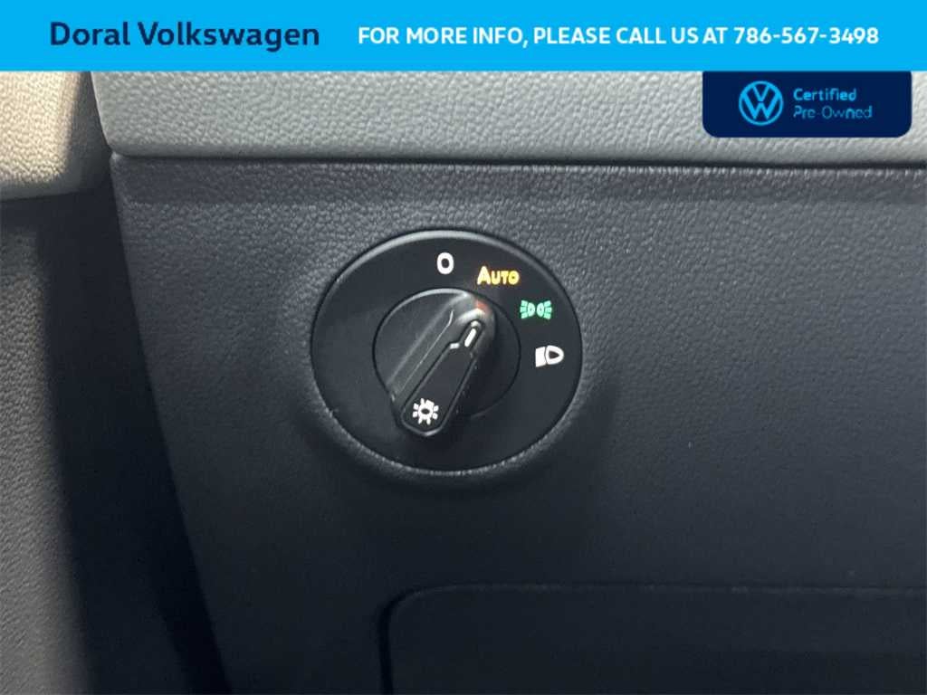 2023 Volkswagen Taos SE