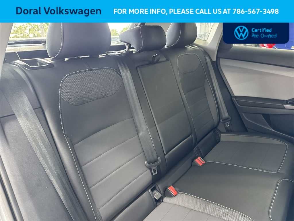 2024 Volkswagen Taos SE