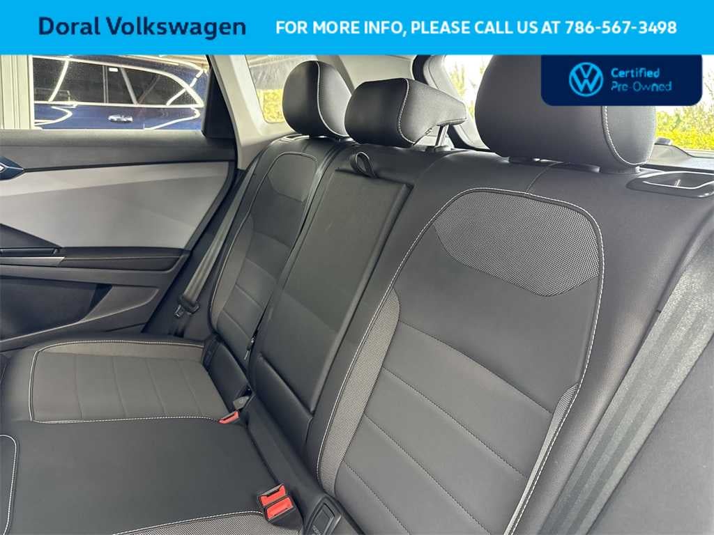 2024 Volkswagen Taos SE