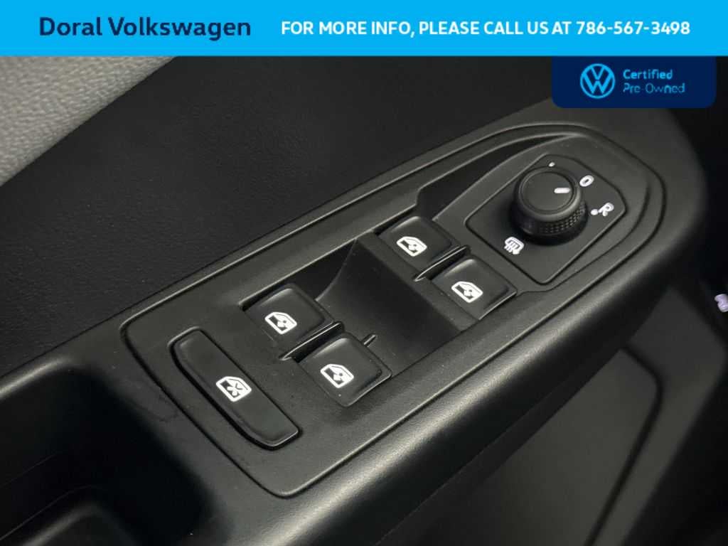 2022 Volkswagen Taos SE