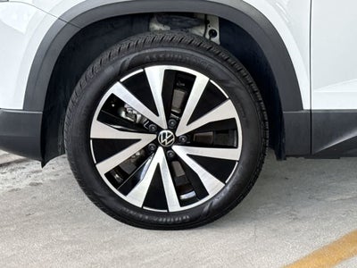 2023 Volkswagen Taos SE