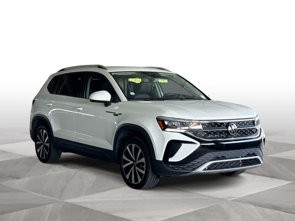 2023 Volkswagen Taos SE