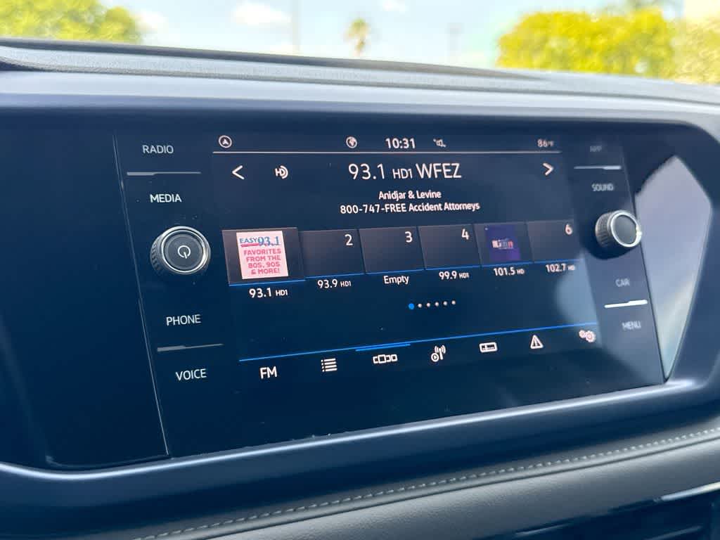 2024 Volkswagen Taos SE