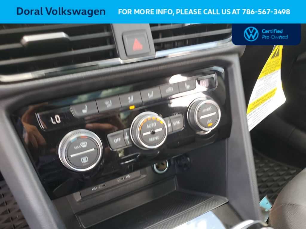 2024 Volkswagen Taos SE