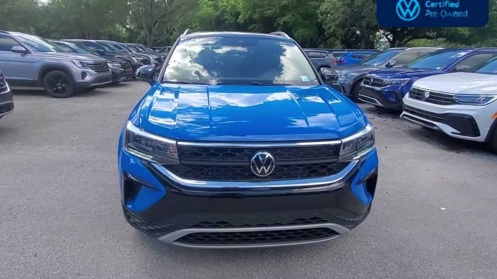 2024 Volkswagen Taos SE