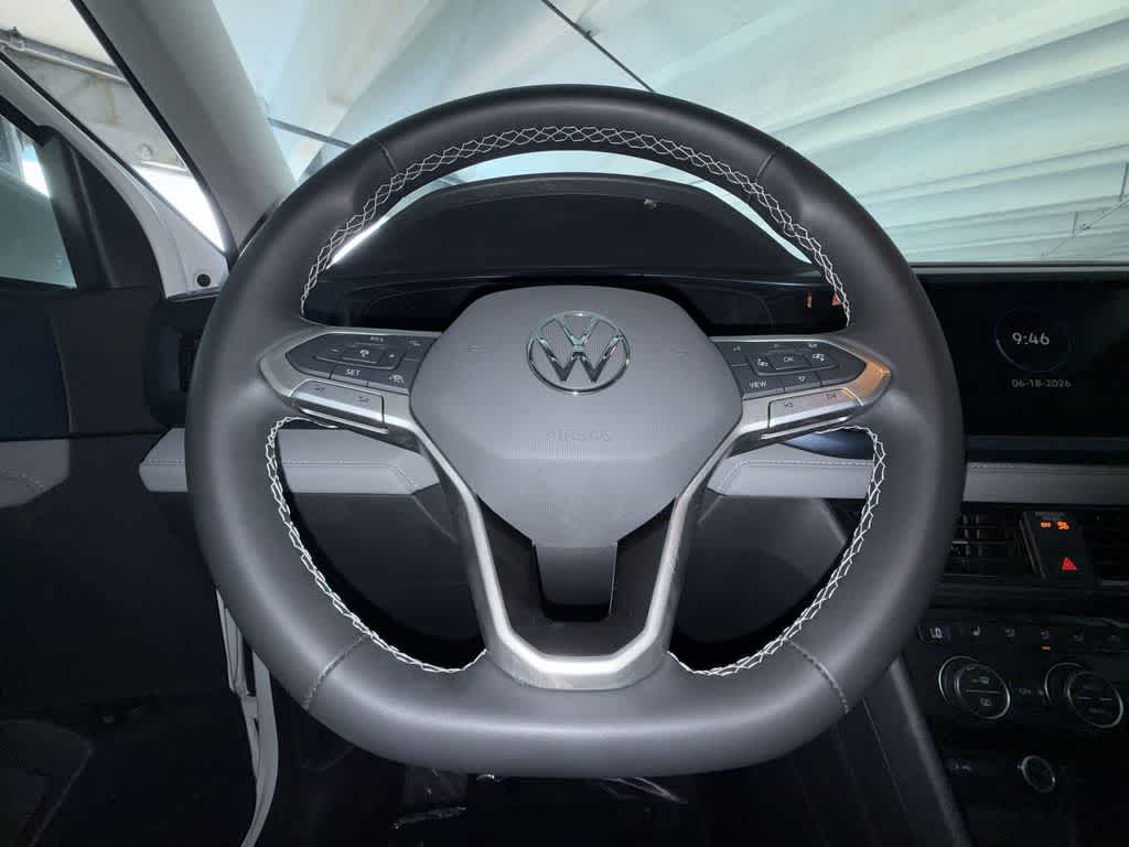 2024 Volkswagen Taos SE