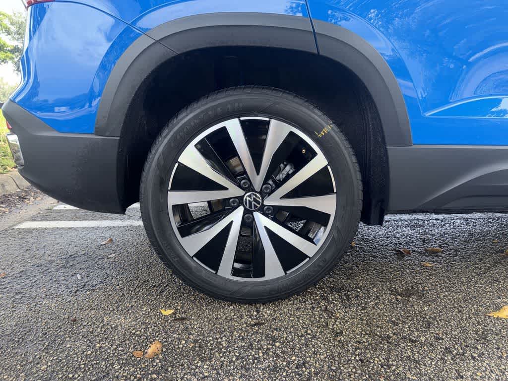 2023 Volkswagen Taos SE