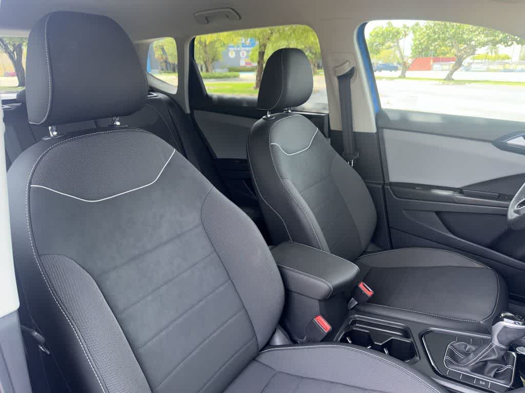 2023 Volkswagen Taos SE