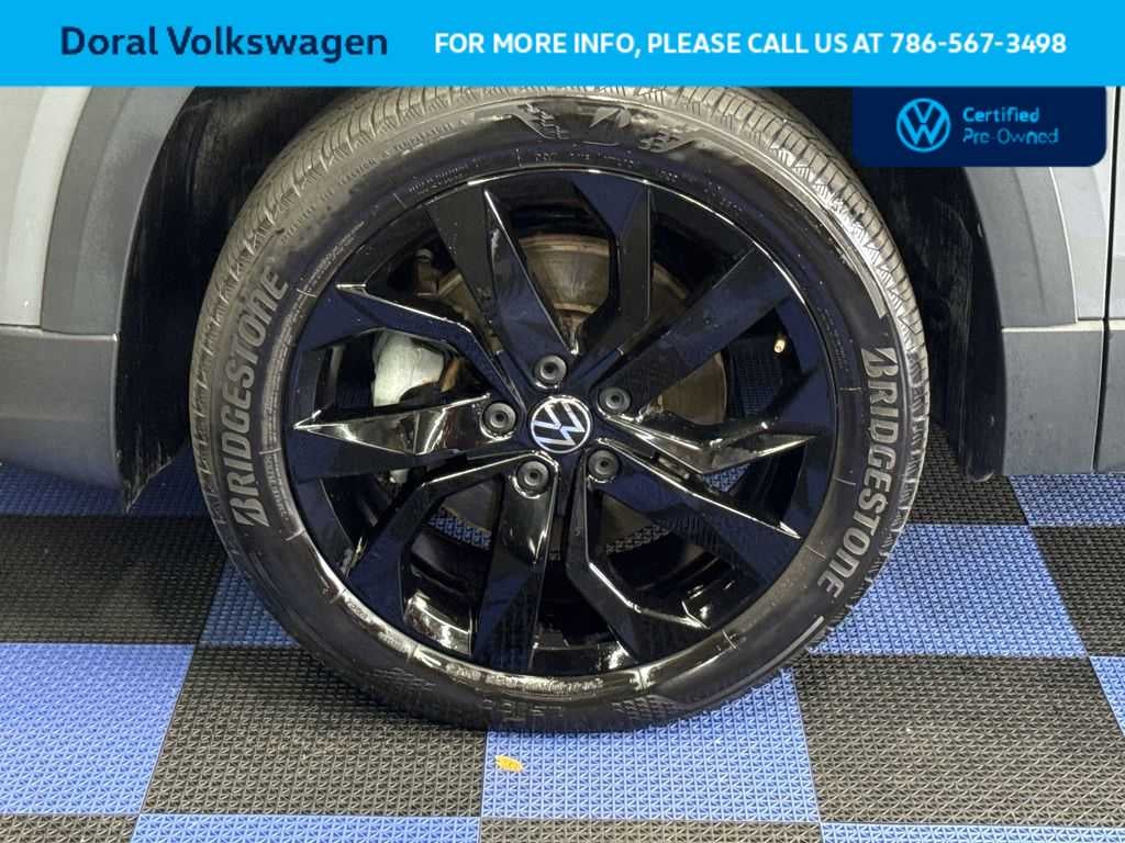 2023 Volkswagen Taos SE