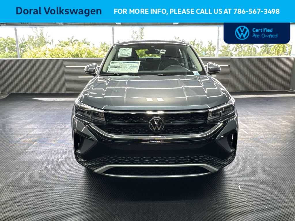 2024 Volkswagen Taos SE