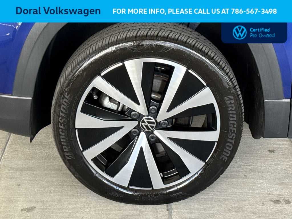 2024 Volkswagen Taos SE