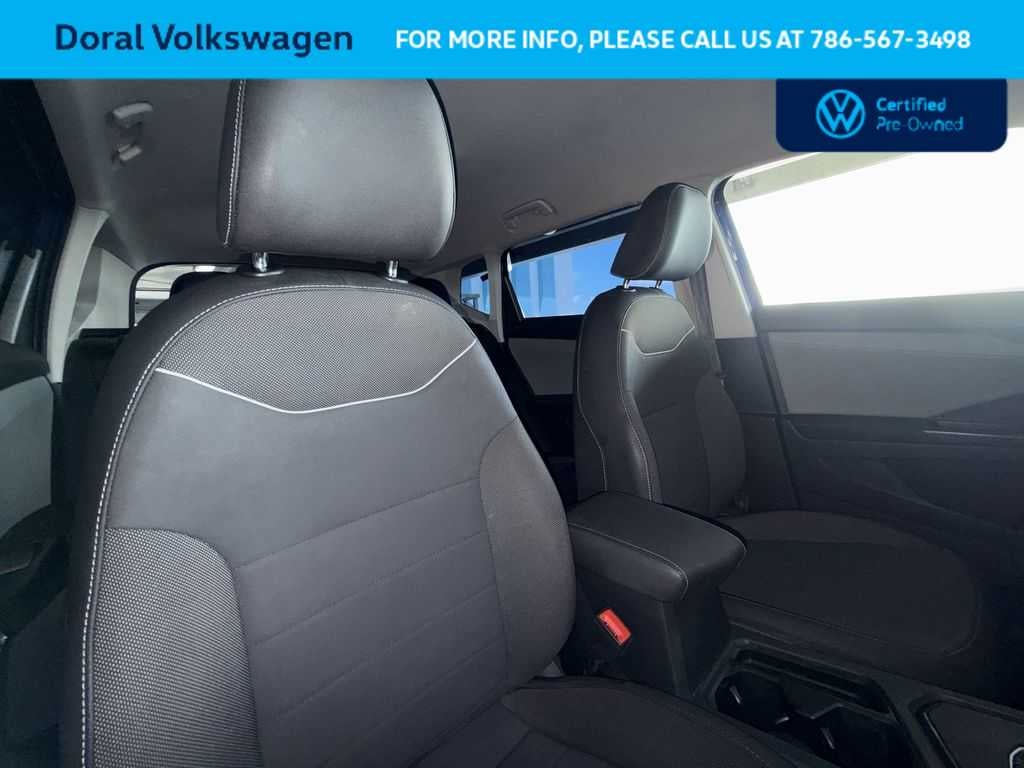 2024 Volkswagen Taos SE
