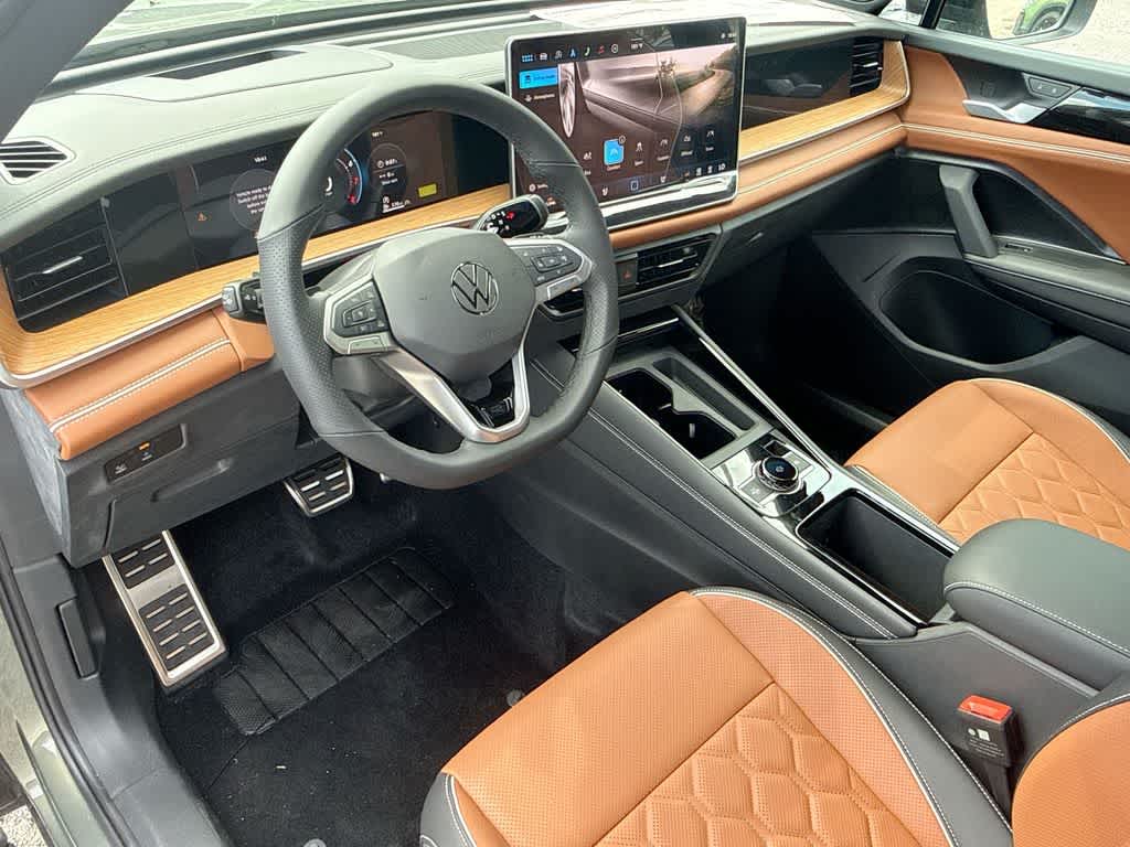 2026 Volkswagen Tiguan SEL R-Line Turbo