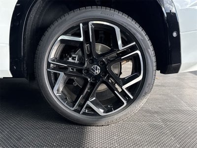 2026 Volkswagen Tiguan SEL R-Line Turbo
