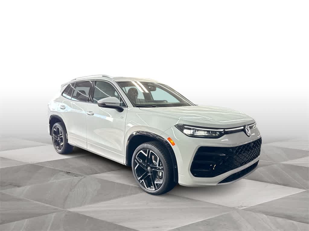 2026 Volkswagen Tiguan SEL R-Line Turbo