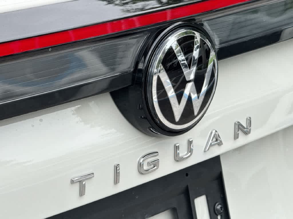 2026 Volkswagen Tiguan SEL R-Line Turbo