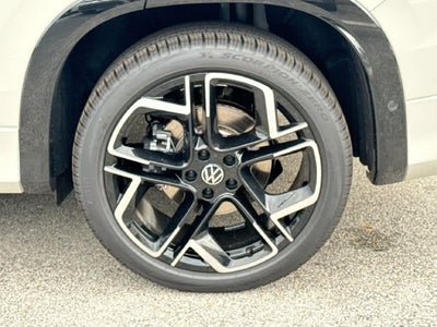 2026 Volkswagen Tiguan SEL R-Line Turbo