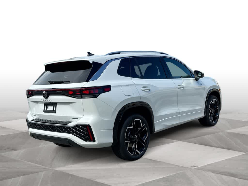 2026 Volkswagen Tiguan SEL R-Line Turbo