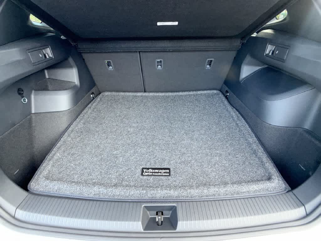 2026 Volkswagen Tiguan SEL R-Line Turbo