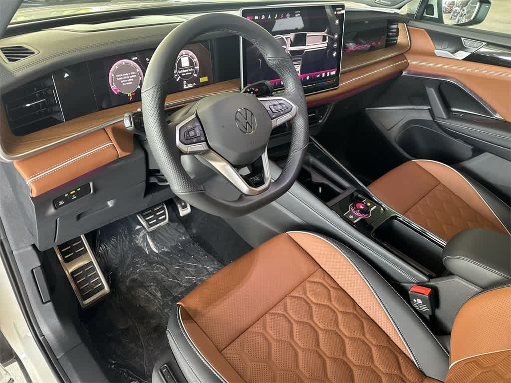 2026 Volkswagen Tiguan SEL R-Line Turbo