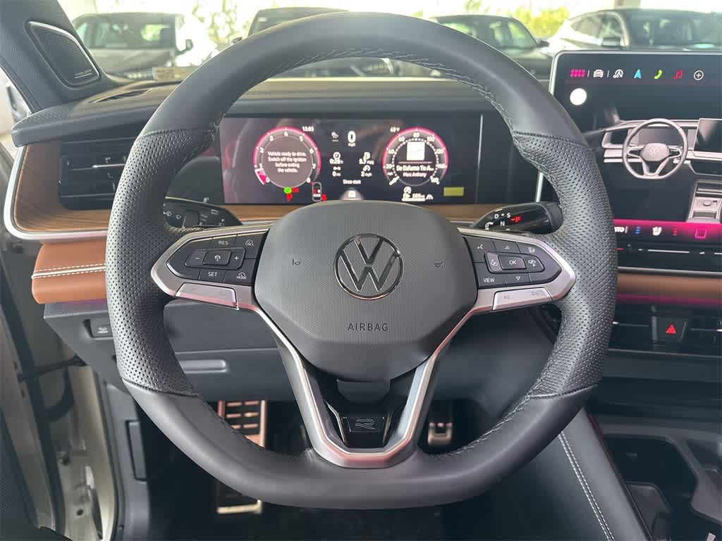 2026 Volkswagen Tiguan SEL R-Line Turbo