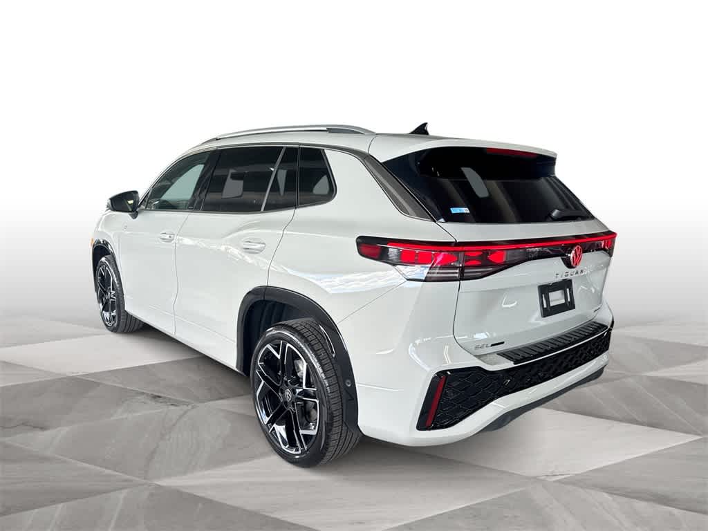 2026 Volkswagen Tiguan SEL R-Line Turbo