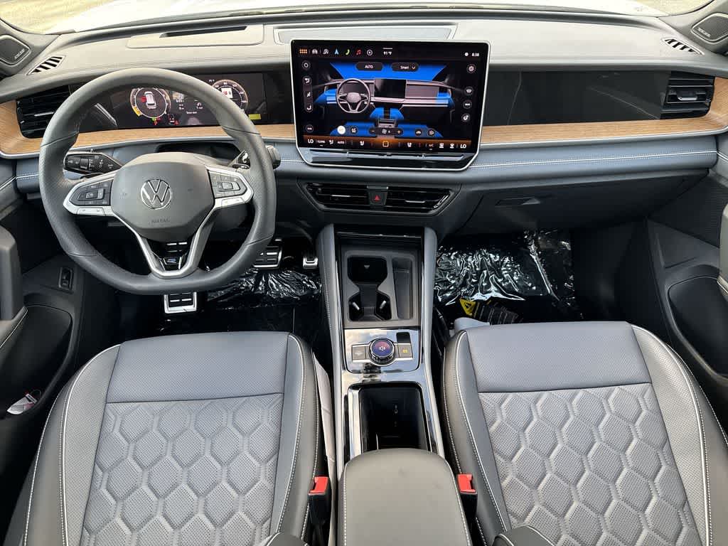 2026 Volkswagen Tiguan SEL R-Line Turbo