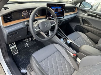 2026 Volkswagen Tiguan SEL R-Line Turbo