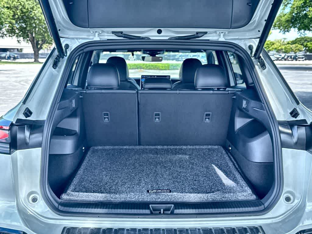 2026 Volkswagen Tiguan SEL R-Line Turbo
