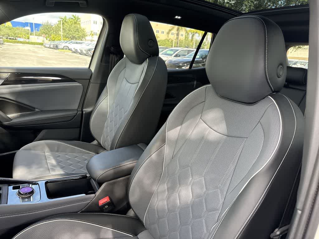 2026 Volkswagen Tiguan SEL R-Line Turbo