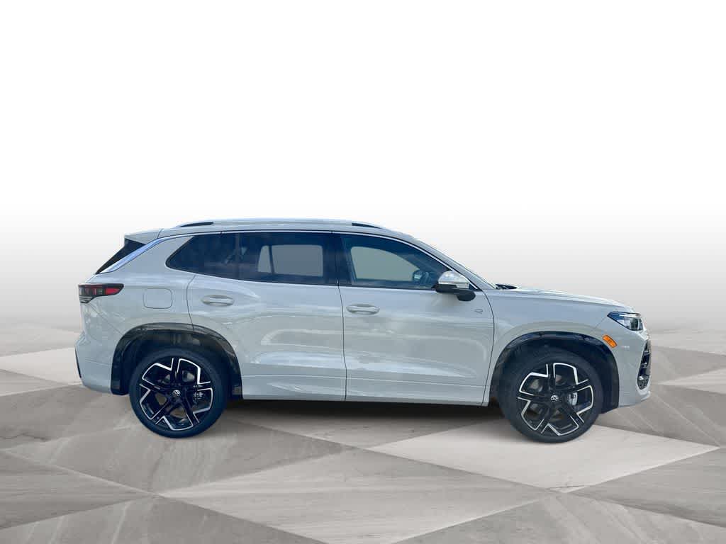 2026 Volkswagen Tiguan SEL R-Line Turbo