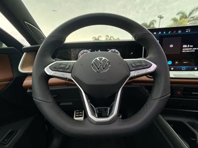 2026 Volkswagen Tiguan SEL R-Line Turbo