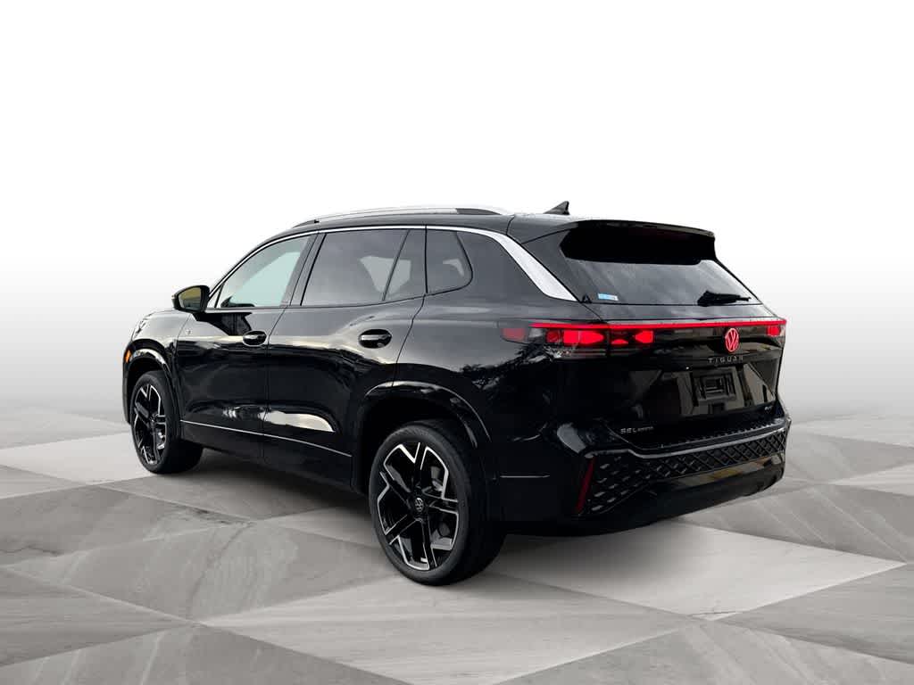 2026 Volkswagen Tiguan SEL R-Line Turbo