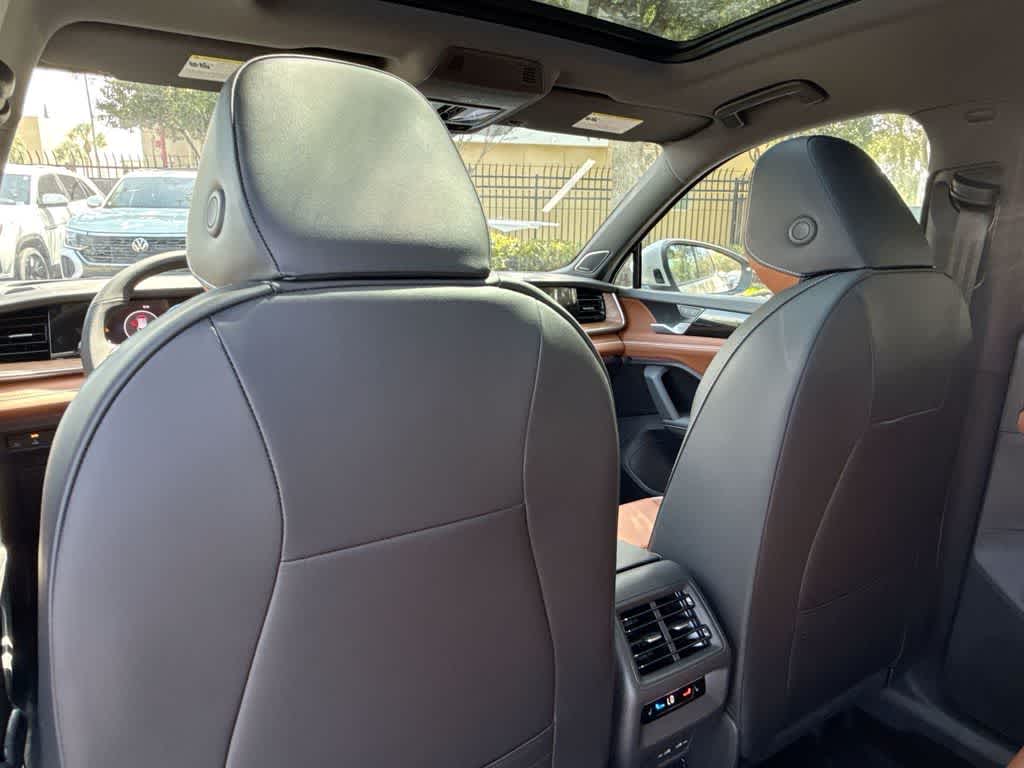 2026 Volkswagen Tiguan SEL R-Line Turbo