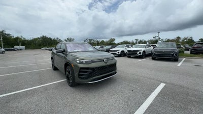 2026 Volkswagen Tiguan SEL R-Line Turbo