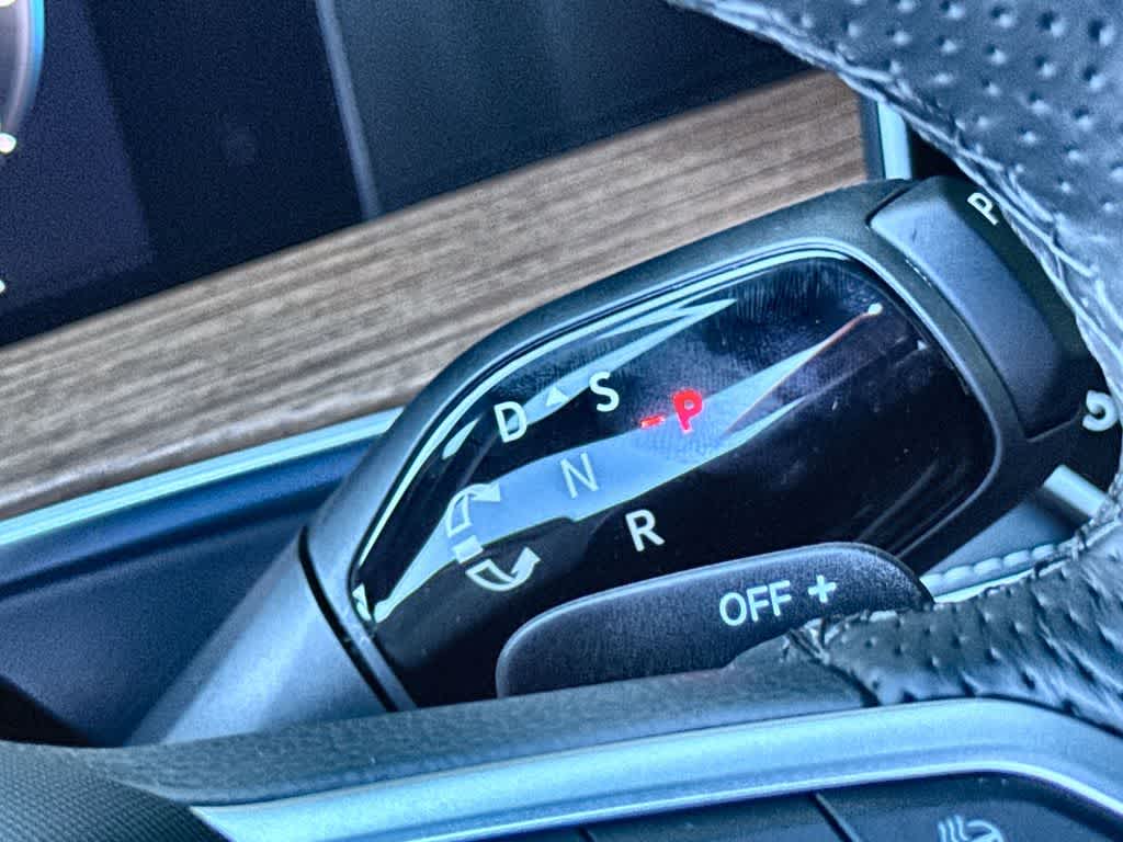 2026 Volkswagen Tiguan SEL R-Line Turbo