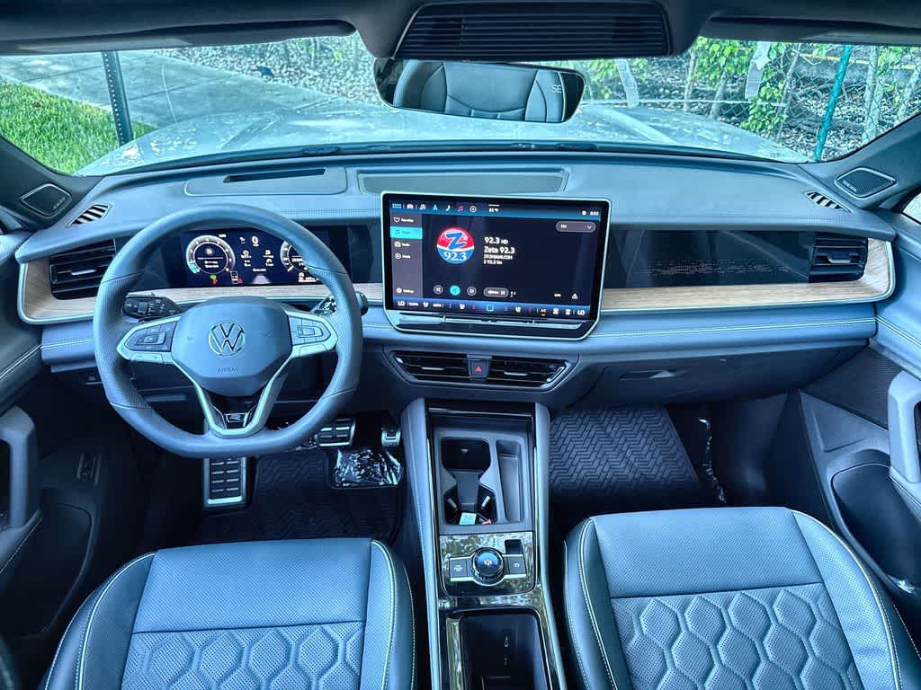 2026 Volkswagen Tiguan SEL R-Line Turbo