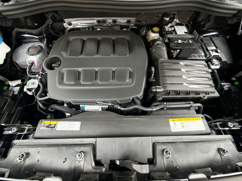 2026 Volkswagen Tiguan SEL R-Line Turbo