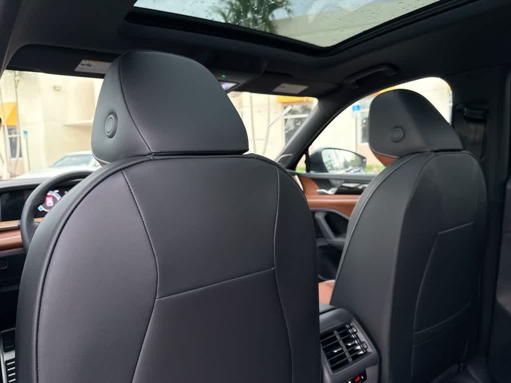 2026 Volkswagen Tiguan SEL R-Line Turbo