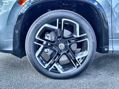 2027 Volkswagen Tiguan SEL R-Line Turbo