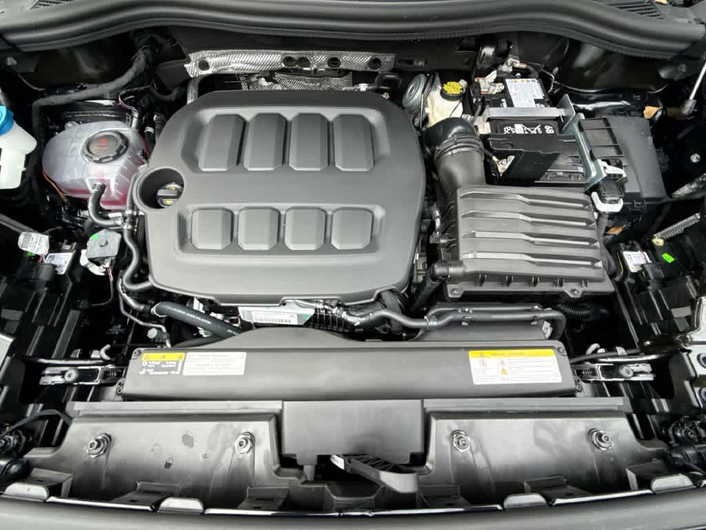 2026 Volkswagen Tiguan SEL R-Line Turbo