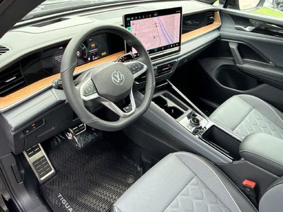 2026 Volkswagen Tiguan SEL R-Line Turbo