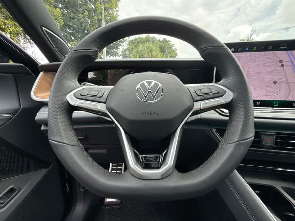2026 Volkswagen Tiguan SEL R-Line Turbo