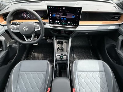 2026 Volkswagen Tiguan SEL R-Line Turbo