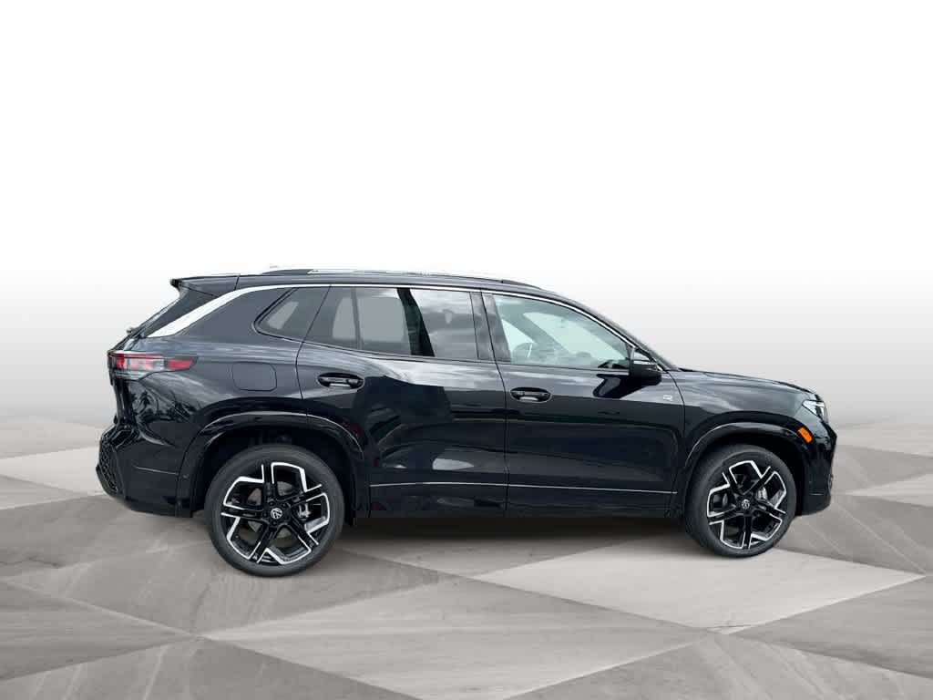 2026 Volkswagen Tiguan SEL R-Line Turbo