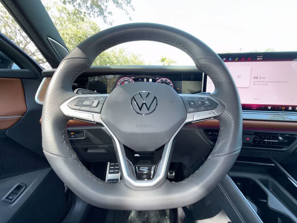 2026 Volkswagen Tiguan SEL R-Line Turbo