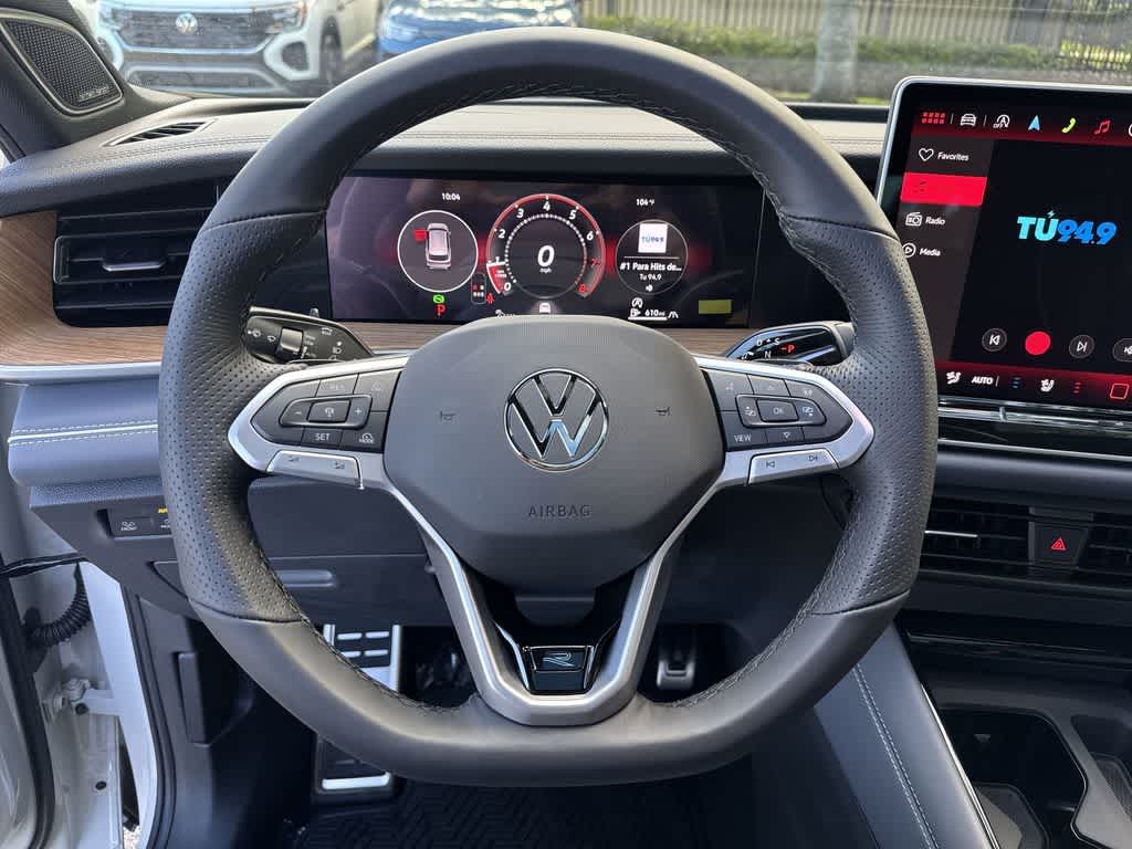 2026 Volkswagen Tiguan SEL R-Line Turbo