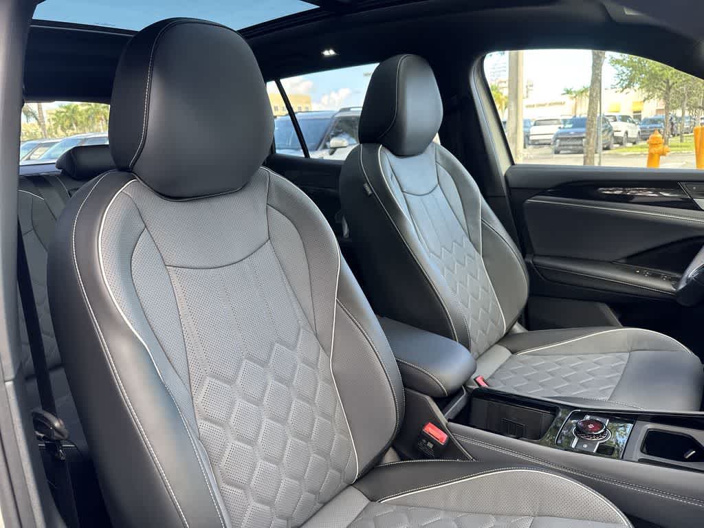 2026 Volkswagen Tiguan SEL R-Line Turbo