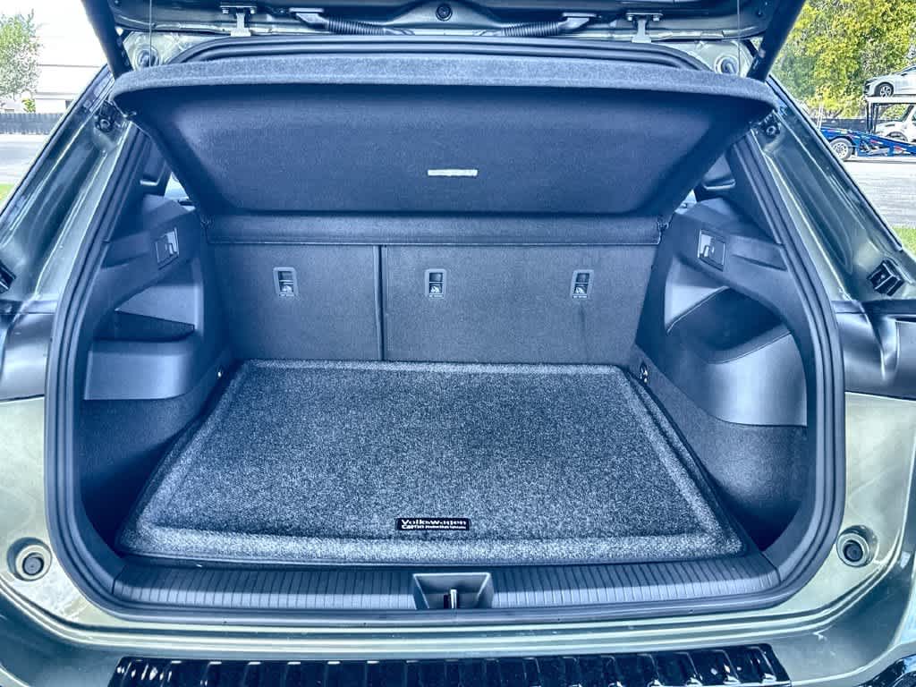 2026 Volkswagen Tiguan SEL R-Line Turbo