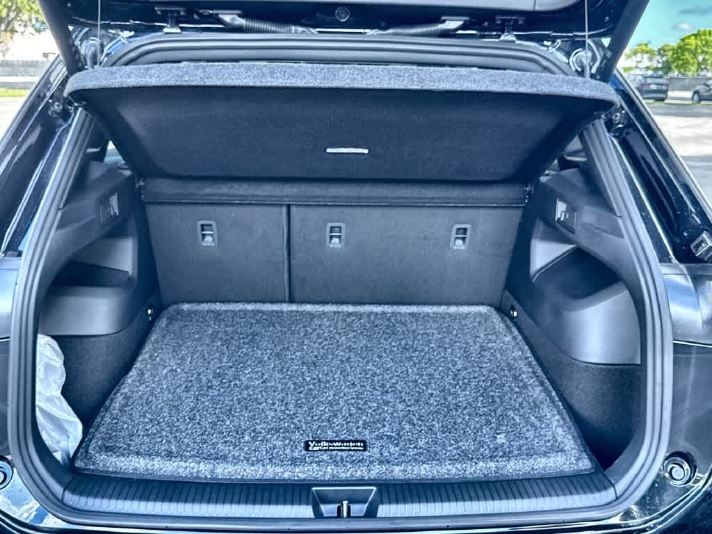 2026 Volkswagen Tiguan SEL R-Line Turbo